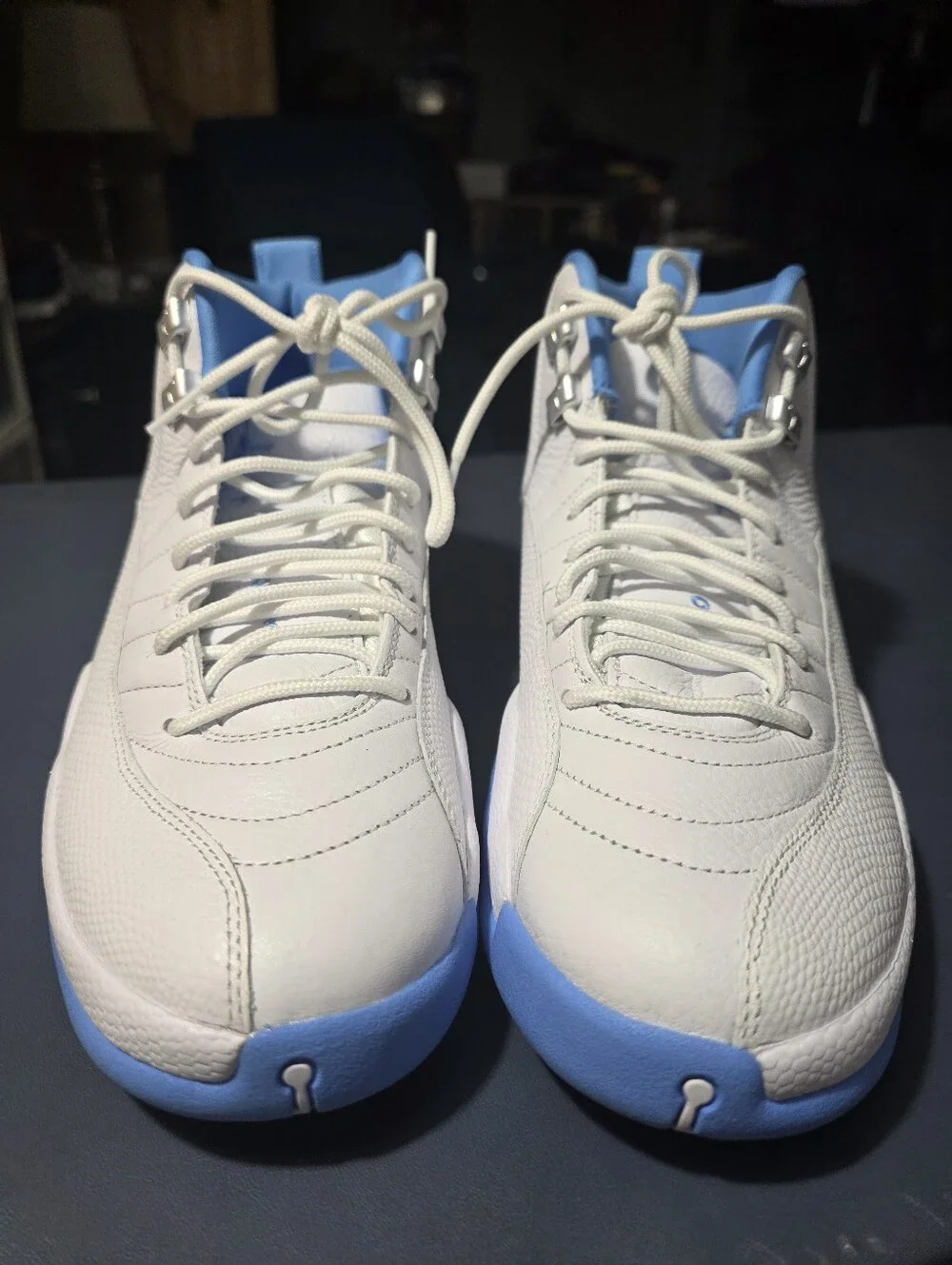 Jordan 12 Retro Melo White and Light Blue Sneakers Size 9.5m New. - Picture 4 of 6